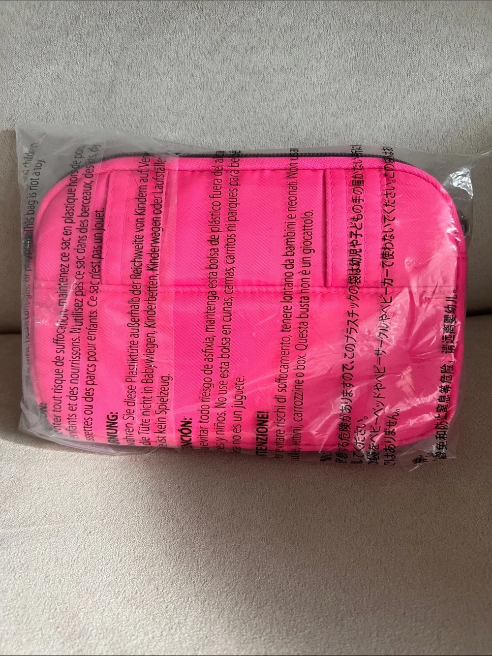 NWT Lug Coupe SE in Magenta